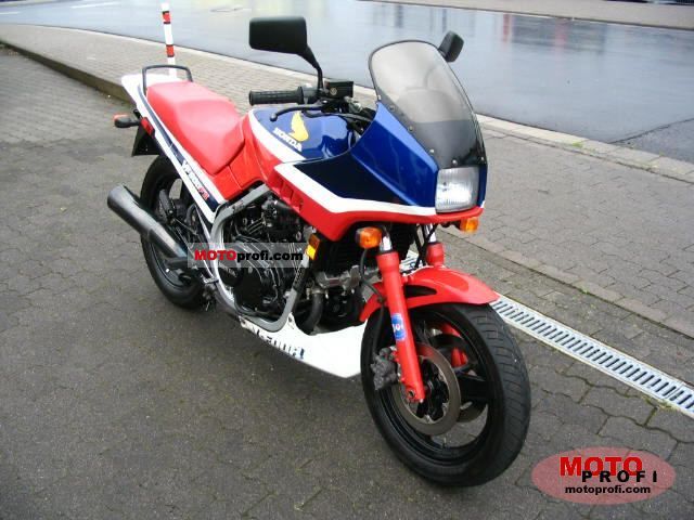 honda_vf_500_f_1986_7-2